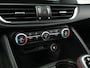 Alfa Romeo Giulia 2.0 Turbo 280 PK Competizione Q4 AWD | Harman | Veloce | 19"