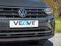 Volkswagen Tiguan 1.5 TSI Life Business // PDC // Camera // Navigatie // Stuur en stoelverwarming