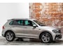 Volkswagen Tiguan 1.5 TSI Comfortline Business | Panoramadak | Adaptive Cruise Control | LED
