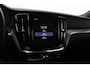 Volvo V60 T6 Twin Engine R-Design | Incl. BTW | Panoramadak | 360° Camera | Trekhaak | ACC