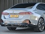BMW 5-Serie 520i M sport | Iconic glow | M-Sport brake | NL-Auto | Shadowline lights | Panorama dak | Comfort seats | Adaptive led | Driving assistant prof. | Harman/kardon | Comfort Pack