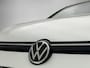 Volkswagen Golf Life Business 1.0 eTSI 110pk DSG Automaat Panoramadak, Adaptive cruise control, Achteruitrijcamera, Navigatie, LED koplampen, Stoelverwarming