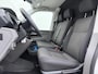 Volkswagen Transporter 2.0 TDI L2H1 28 | Camera | Parkeerhulp | Versterkte Vering | Verwarmde Voorruit | Carplay | Navi |
