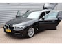 BMW 5-Serie Touring 520e Business Edition Plus O.a: Trekhaak, PDC, Camera, Stoelverw, Carplay, Etc. All-in prijs!