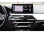 BMW 5-Serie Touring 520e Business Edition Plus O.a: Trekhaak, PDC, Camera, Stoelverw, Carplay, Etc. All-in prijs!