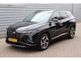 Hyundai Tucson 1.6 T-GDI PHEV Comfort Smart 4WD O.a: Stoelverw, Stuurverw, Camera, Carplay, ACC, Etc. All-in prijs!