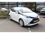 Toyota Aygo 1.0 VVT-i x-play | Rijklaar | Airco | Bluetooth | Mistlampen | Camera | Dealer onderhouden