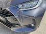 Toyota Yaris 1.5 Hybrid 130 Executive | Van 35.180 voor 33.680 euro