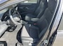Toyota Yaris 1.5 Hybrid 130 Executive | Van 35.180 voor 33.680 euro