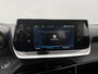 Peugeot e-2008 EV Active Pack 50 kWh 3-Fase SOH 92,6% | Stoelverwarming | Camera | Led | Carplay&Android