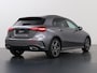 Mercedes-Benz A-klasse 250e Business Solution AMG | Panoramaschuifdak | Night | Multibeam Led | Achteruitrijcamera | Afneembare trekhaak |