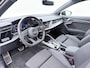 Audi A3 Sportback 45 TFSI e S edition Competition | Zwart Optiek | 18" | Stoelverwarming | Carplay | S-line |