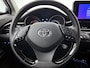 Toyota C-HR / C-HR+ 1.8 Hybrid Dynamic | 1e Eigenaar | Unieke kleur | Navigatie | Facelift Model | Camera | Onderweg-naar-dealer