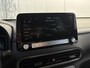 Hyundai Kona Electric EV Comfort 64 kWh / Automaat / Navigatie / Navigatie / Climate & Cruise Control / Camera / Warmtepomp / Apple Carplay/Android Auto /