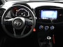 Toyota Aygo X 1.0 VVT-i MT Play | Bij aanschaf van deze auto 1e jaar gratis onderhoud ! |