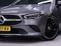 Mercedes-Benz CLA Shooting Brake 180 Business Solution Luxury [SCHUIFKANTELDAK, STOELVERWARMING, ACHTERUITRIJCAMERA, PARKEERSENSOREN V+A, CRUISE CONTROL, ELEKTRISCH VERSTELBARE STOELEN]