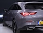 Mercedes-Benz CLA Shooting Brake 180 Business Solution Luxury [SCHUIFKANTELDAK, STOELVERWARMING, ACHTERUITRIJCAMERA, PARKEERSENSOREN V+A, CRUISE CONTROL, ELEKTRISCH VERSTELBARE STOELEN]