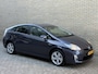 Toyota Prius 1.8 Aspiration | Navigatie | Trekhaak afneembaar | Cruise control | Climate control | 17 inch velgen | Head up display | PDC achter | Volledig onderhouden!