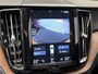 Volvo XC60 2.0 T4 MOMENTUM NAVIGATIE ADAPTIIVE CRUISE CONTROL PANORAMA SCHUIF/KANTELDAK APPLE CARPLAY/ANDROID RIJSTROOKSENSOREN ELEK. UITKLAPBARE TREKHAAK ZEER MOOI !!