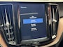 Volvo XC60 2.0 T4 MOMENTUM NAVIGATIE ADAPTIIVE CRUISE CONTROL PANORAMA SCHUIF/KANTELDAK APPLE CARPLAY/ANDROID RIJSTROOKSENSOREN ELEK. UITKLAPBARE TREKHAAK ZEER MOOI !!