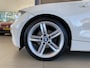 BMW 1-Serie 116i High Executive,M Pakket,Climate&Cruisecontrol,Spraakbediening,Comfortstoelen,Halfleder&Stoelverwarming,Keyless,18 Inch Lmv
