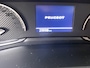 Peugeot 2008 1.2 PureTech 100PK Allure Pack Trekhaak | Camera | Apple Carplay | Navigatie | Keyless |