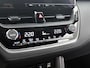 Toyota Corolla Cross Hybrid 200 Dynamic Limited + | Stuur en stoelverwarming | Electrische achterklep bediening | Onderweg-naar-dealer