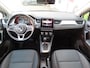 Renault Captur TCe 140pk Mild Hybrid EDC Intens/ Parelmoer wit/ Trekhaak/ Stoel + stuurwiel verwarming/ Camera/ Apple Carplay/ DAB/ Cruise control/ Climatronic