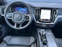 Volvo V60 2.0 B4 Plus Bright Navi Trekhaak Contourstoelen 360 Camera Pilot Assist Elek Stoelen Stoel en Stuurverwarming 18 Inch Carplay Getint Glas NL Auto