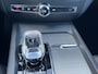 Volvo V60 2.0 B4 Plus Bright Navi Trekhaak Contourstoelen 360 Camera Pilot Assist Elek Stoelen Stoel en Stuurverwarming 18 Inch Carplay Getint Glas NL Auto