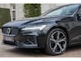 Volvo V60 2.0 T8 Plug-in hybrid AWD Plus Dark TREKHAAK | ADAPTIVE | H&K | MEMORY | CAMERA