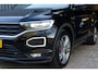 Volkswagen T-Roc 1.5 TSI Sport Business R-Line AUT|Pano|Virt. D