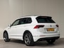 Volkswagen Tiguan 1.4 TSI R-LINE PANO l TREKHAAK l CAMERA l STOEL-VERW l ORG.NL l CARPLAY l LANE ASSIST