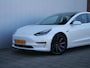 Tesla Model 3 Performance AWD 75 kWh 462 Pk Automaat Navigatie / Camera's / Leer / Pano-dak / 20 inch / SOH 90,5 %