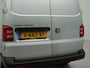 Volkswagen Transporter 2.0 TDI L2H1 Highline AUT 204PK TREKHAAK 2500 KG