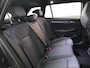 Volkswagen Golf variant 1.5 eTSI R-Line Edition 115PK DSG | Verlengde garantie | Panorama dak | Black Style pakket | 360 graden camera |