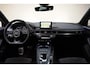 Audi A4 AVANT 40TFSI Sport S line black edition Aut. [ Half- Leder Apple / Android Stoelverwarming Navi ]