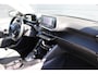 Peugeot 208 1.2 PureTech Allure Pack | Automaat | Navigatie | Camera | Apple carplay | Trekhaak | 3D Instrumentenpaneel |