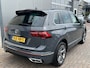 Volkswagen Tiguan 1.5 TSI R-Line / AUTOMAAT/ PANO/ 2X R-LINE/ DIGITAL DASH/ CRUISE/ APP-CONNECT/ CLIMATE/ STOELVERWARMING/ PARK. SENSOREN/ 19" LMV