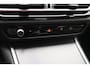 BMW 3-Serie Touring 320e M Sport Leder/Alcantara, Virtual Cockpit, LED, Elek. trekhaak, Apple Carplay, 18"