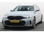 BMW 3-Serie Touring 320e M Sport Leder/Alcantara, Virtual Cockpit, LED, Elek. trekhaak, Apple Carplay, 18"