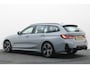 BMW 3-Serie Touring 320e M Sport Leder/Alcantara, Virtual Cockpit, LED, Elek. trekhaak, Apple Carplay, 18"