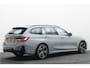 BMW 3-Serie Touring 320e M Sport Leder/Alcantara, Virtual Cockpit, LED, Elek. trekhaak, Apple Carplay, 18"