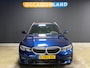 BMW 3-Serie Touring 320d xDrive High Executive|KANTELDAK|360|KEYLESS|TREKHAAK|HARMAN|MEMORY|LEDER|ACC|SFEER|DODEHOEK|HUD|19INCH|