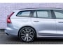 Volvo V60 2.0 T6 Plug-in hybrid AWD Plus Dark | Elektrisch verstelbare stoelen | Harmon Kardon | Sportstoelen| Elektrisch inklapbare Trekhaak | 360 Camera | Verwarmbare Voorruit |