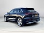 Audi E-tron 55 quattro Business edition 95 kWh | SOH 92,6% | GEEN AFLEVERKOSTEN | Navigatiesysteem | Electrische achterklep | Electrisch bedienbare stoelen | 12 maanden BOVAG garantie