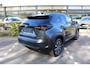 Toyota Yaris Cross 1.5 Hybrid 115 Dynamic Comfort Pack | Rijklaar | Blind Spot | Sensoren v+a | Apple/Android | Stoel-/stuurverw. | Navi | LED | Keyless
