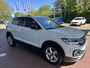 Volkswagen T-Cross 1.0 TSI Style / Virtual Cockpit / Trekhaak / 17 Inch / DSG / Stoelverwarming / getint glas / Navigatie