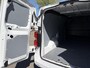 Opel Vivaro L3 2.0 BlueHDi 145pk EAT8 AUTOMAAT | BPM vrij | Houten afwerking laadruimte | Trekhaak | Doorlaadluik in tussenschot | Apple Carplay | Android Auto | Achteruitrijcamera | Parkeersensoren achter | Exterieur Pakket | Lederen stuurwiel verwarmd | Stoelverwarming | Mistlampen | Elektrisch inklapbare spiegels | Licht- en regensensor | Bank voorpassagiers | €34.995 ex. BTW rijklaar