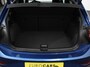 Volkswagen Polo 1.0 TSI R-Line Automaat Camera Parkeer sensoren Adaptive Cruise control Climate Control Extra getint glas Lichtmetalen velgen Stoelverwarming Navigatie Apple Carplay/Android Auto